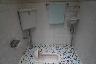 J277 - musée des toilettes
