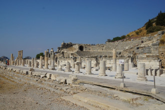J73 - Efes
